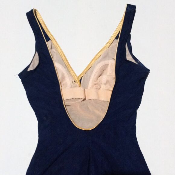 Longitude One Piece Swimsuit-Size 8 Tall-Shelf Bra-Gold Buttons-Stars-Union Made - Picture 10 of 11